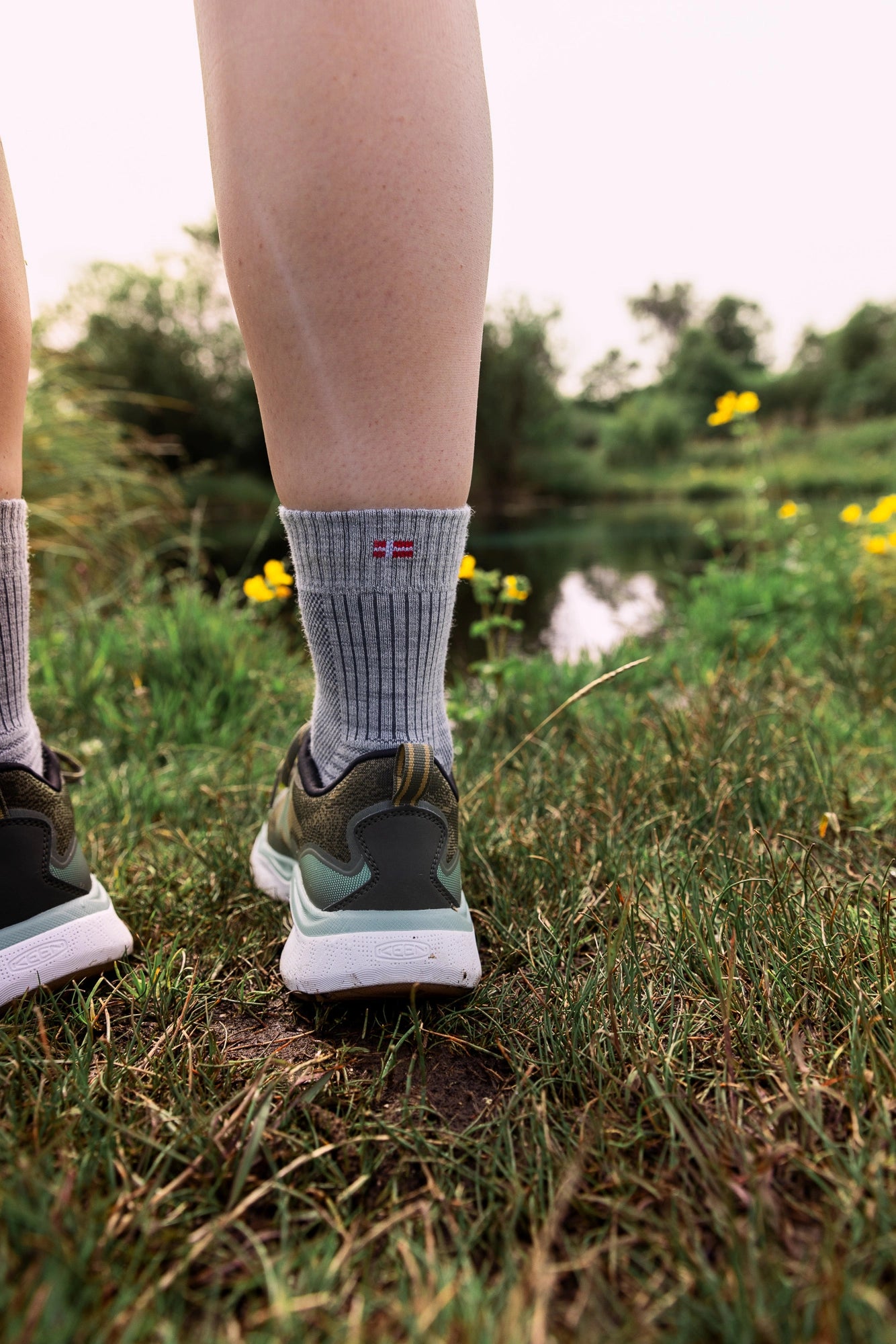 MAMMUT MARCH LIGHT HIKING CREW SOCKS