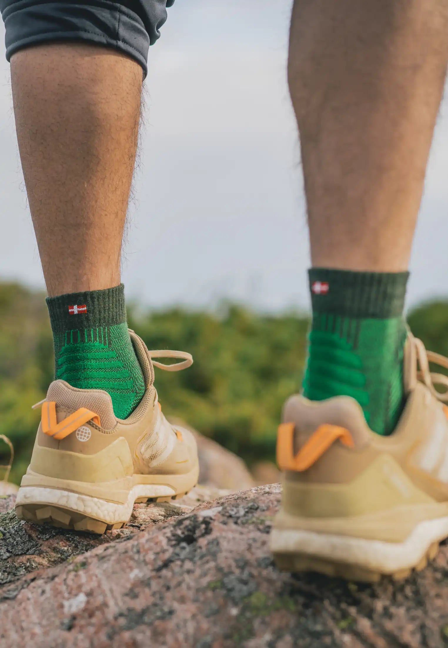 MERINO WOOL HIKING SOCKS LOW CUT