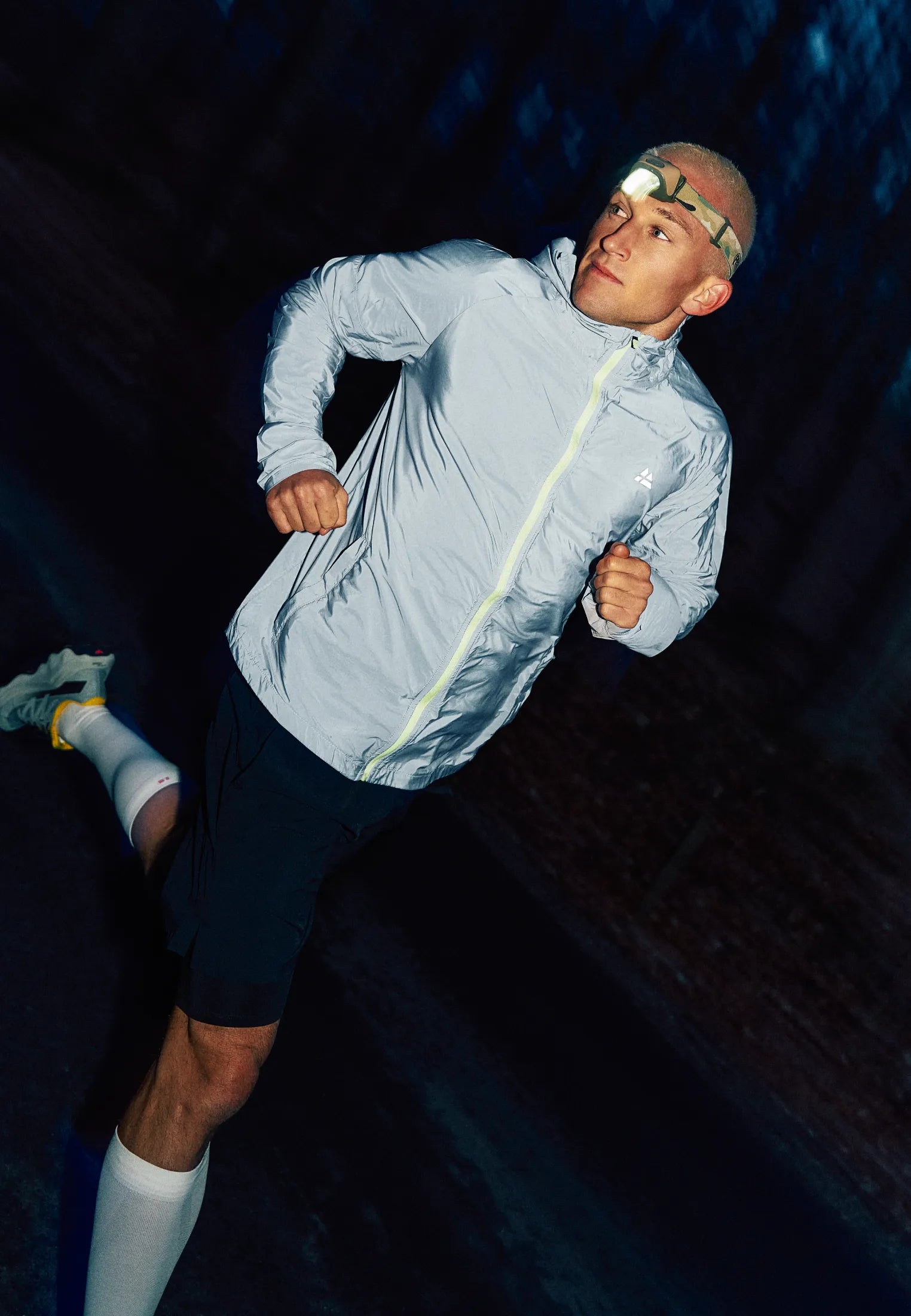 AIRGUARD RUNNING WINDBREAKER