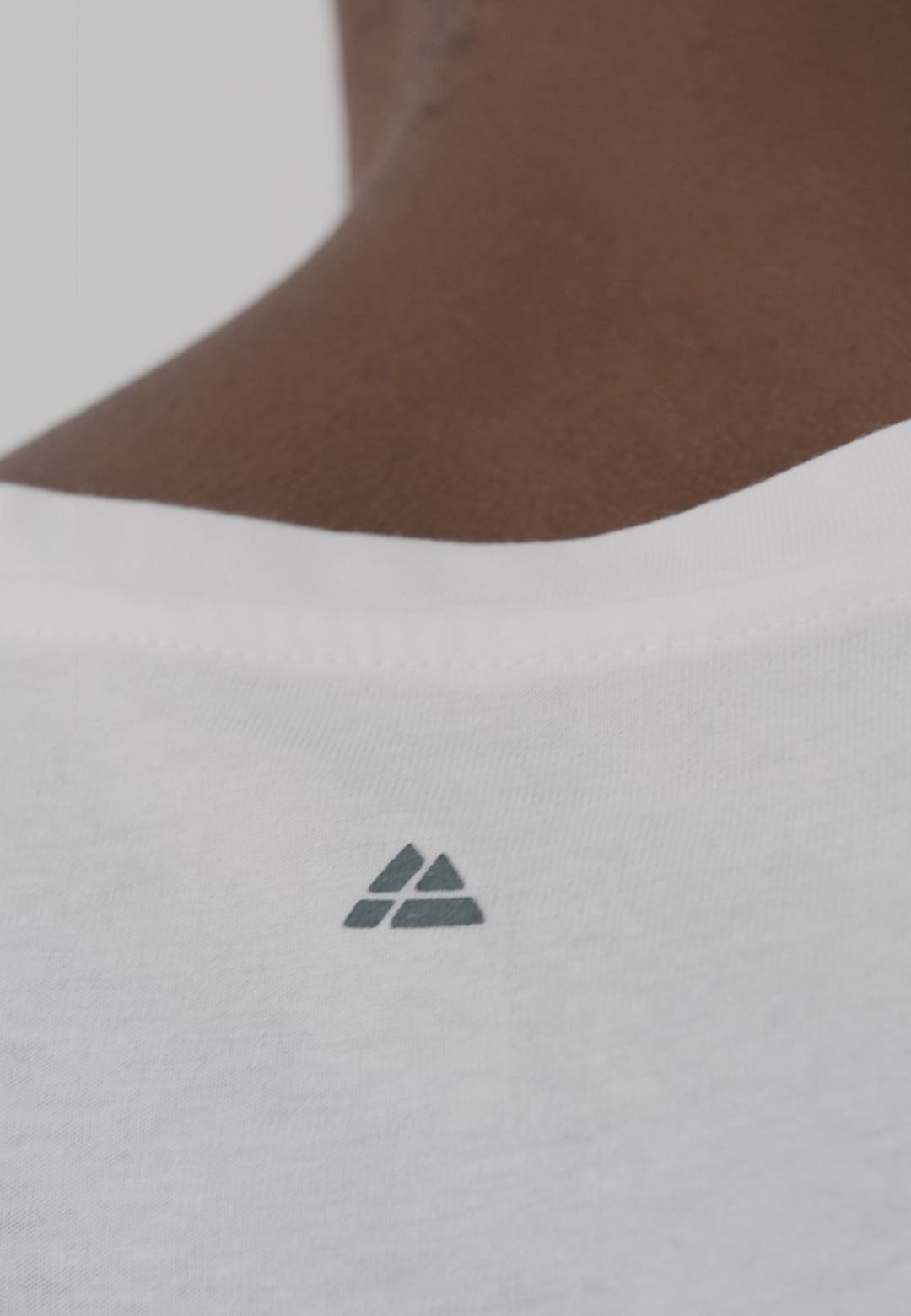 MODAL CREW NECK T-SHIRT FOR MEN (Outlet)