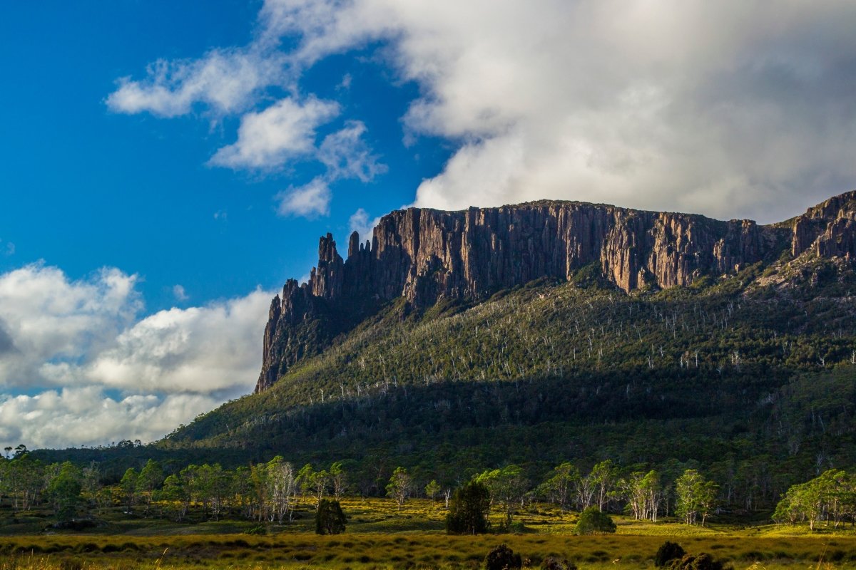 TOP 10 HIKING ROUTES OF THE WORLD: A GUIDE TO UNFORGETTABLE TREKS - DANISH ENDURANCE