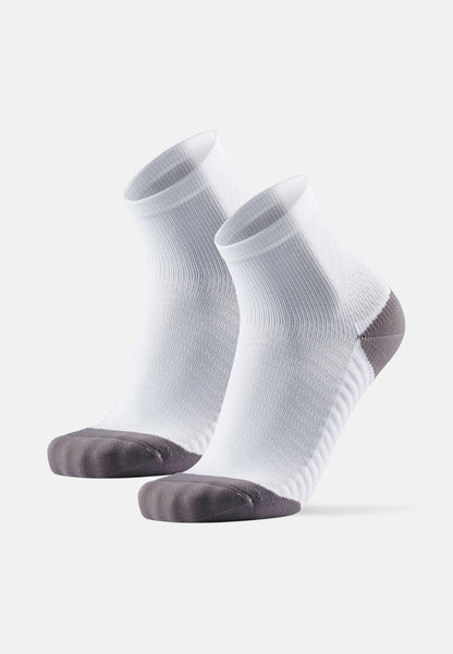 PERFORMANCE LAUFSOCKEN MIT ANTI-RUTSCH NOPPEN