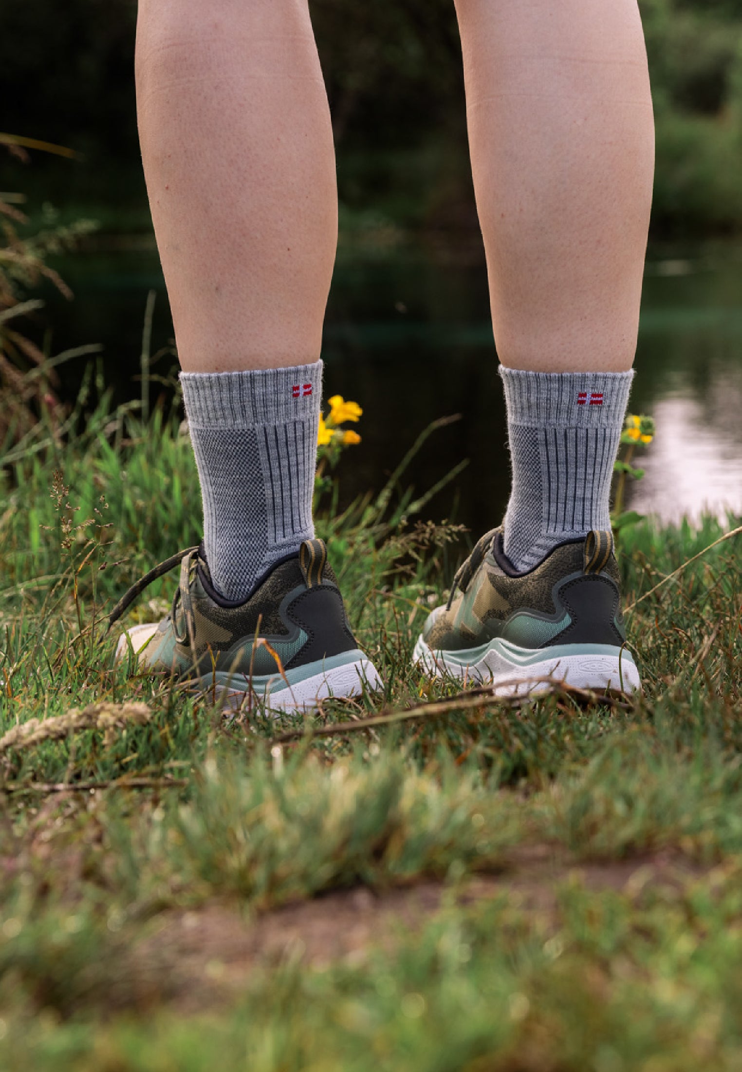 CHAUSSETTES DE RANDONNÉE EN LAINE MÉRINOS LÉGÈRES
