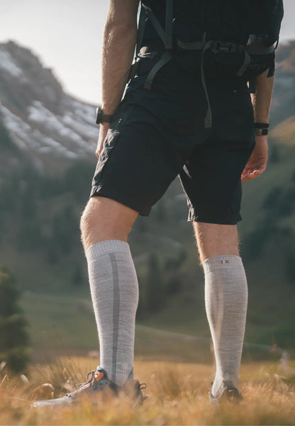 CALCETINES DE EXTERIOR DE MERINO HASTA LA RODILLA