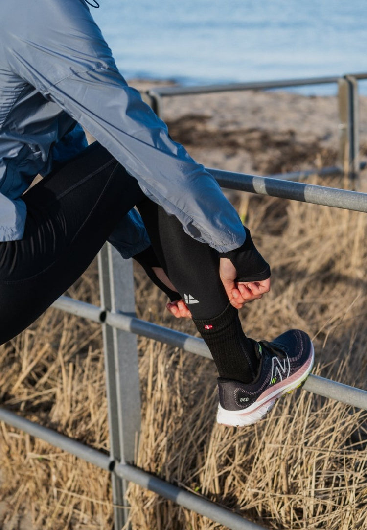 LONG - DISTANCE CREW RUNNING SOCKS - DANISH ENDURANCE