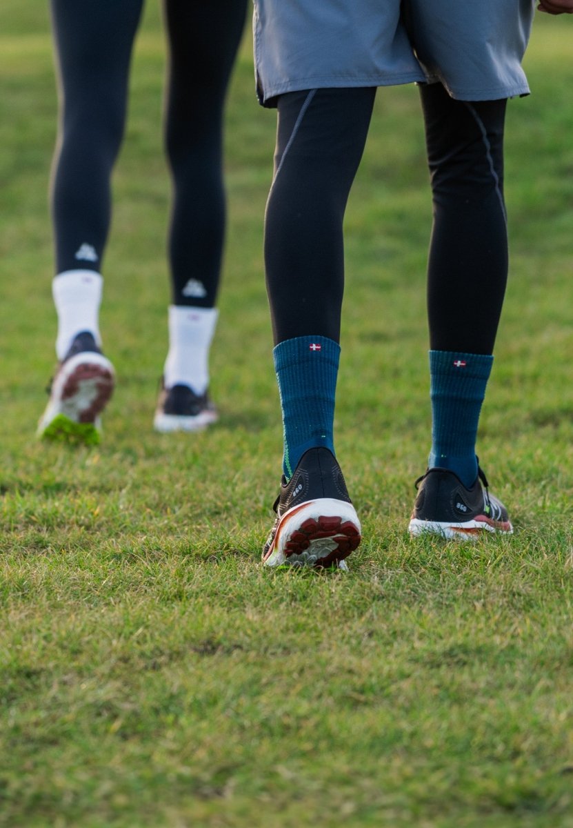 LONG - DISTANCE CREW RUNNING SOCKS - DANISH ENDURANCE