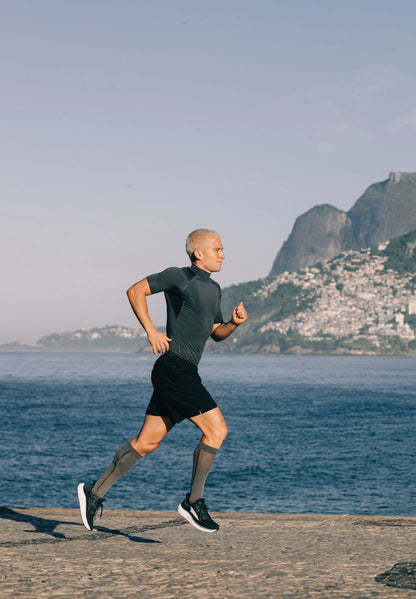 MEN'S SHORT SLEEVE COMPRESSION SHIRT - DANISH ENDURANCE