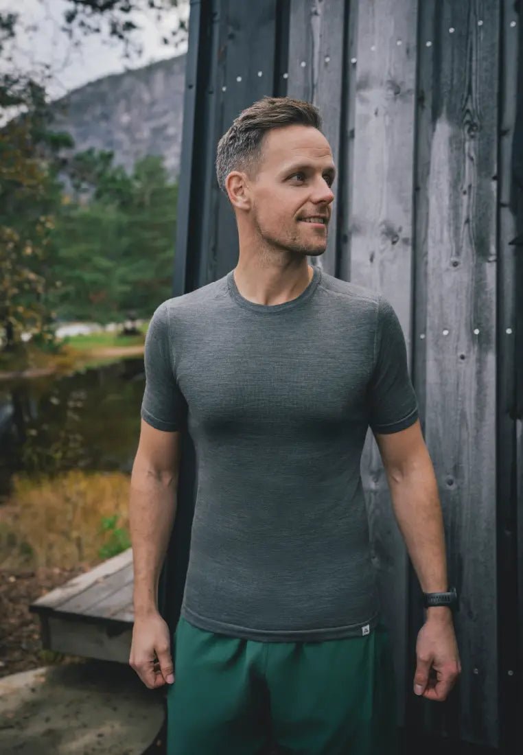MERINO WOOL BASE LAYER T - SHIRT FOR MEN - DANISH ENDURANCE
