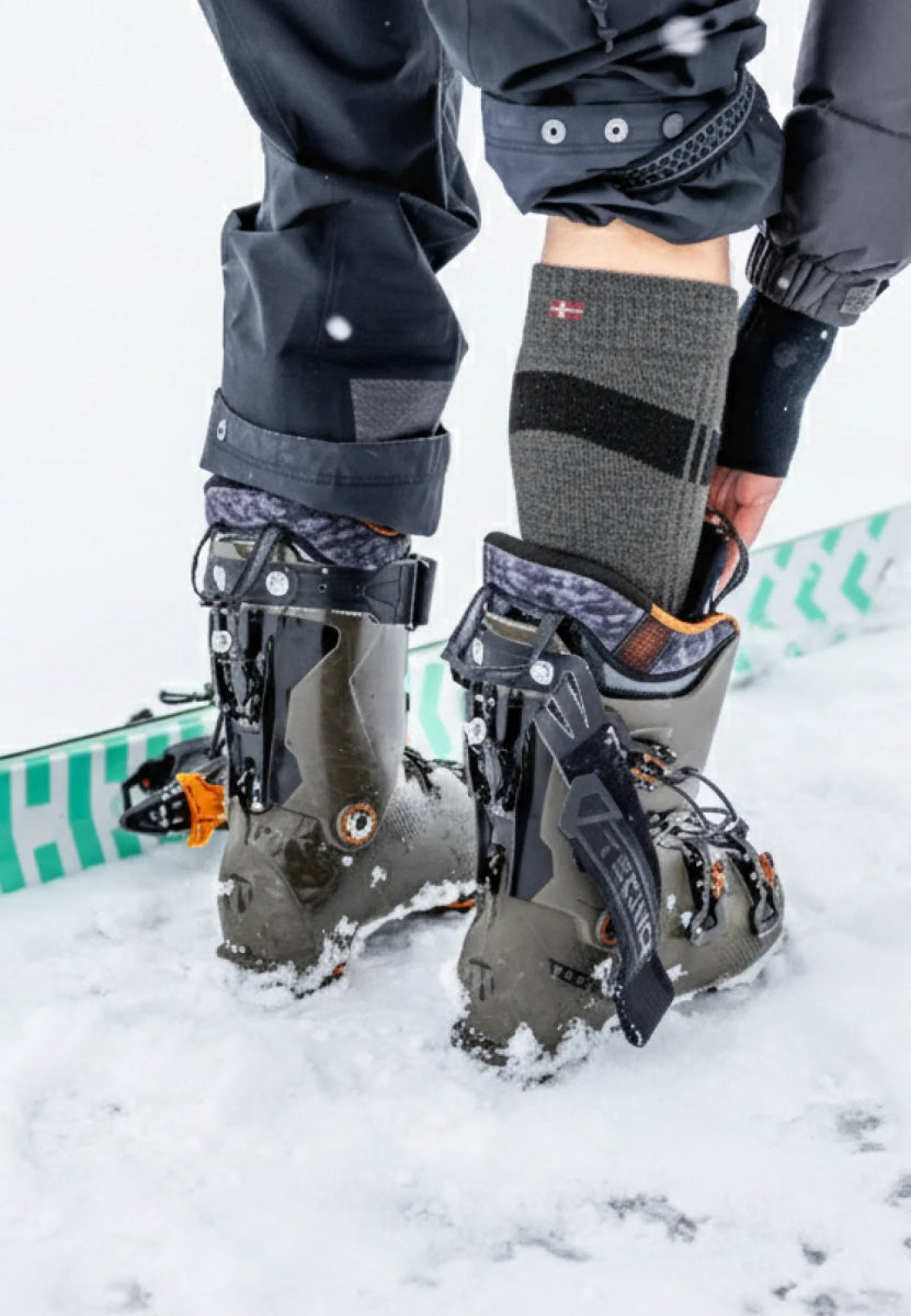 MERINO WOOL COMPRESSION SKI SOCKS - DANISH ENDURANCE