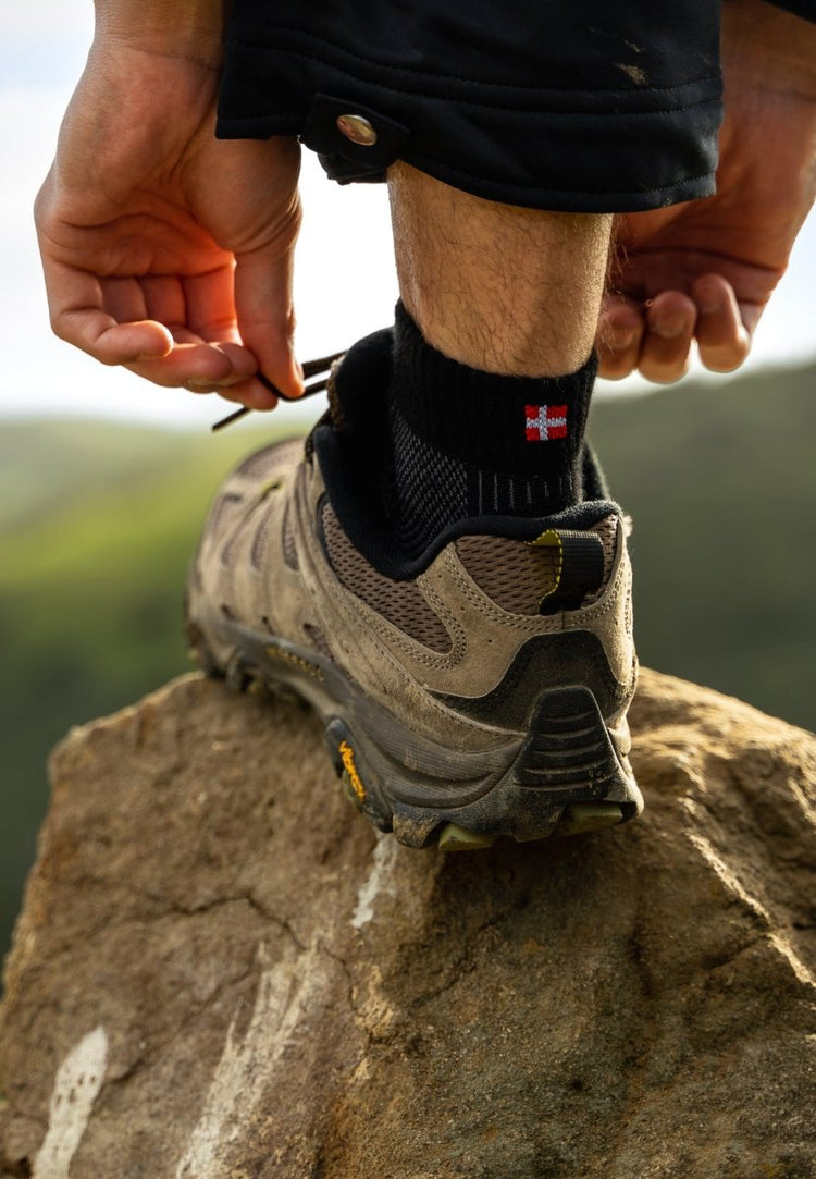 MERINO WOOL HIKING SOCKS LOW CUT - DANISH ENDURANCE