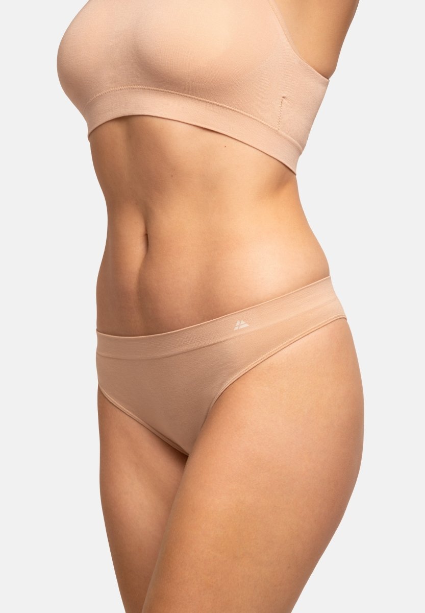 SEAMLESS BAMBOO THONG - DANISH ENDURANCE