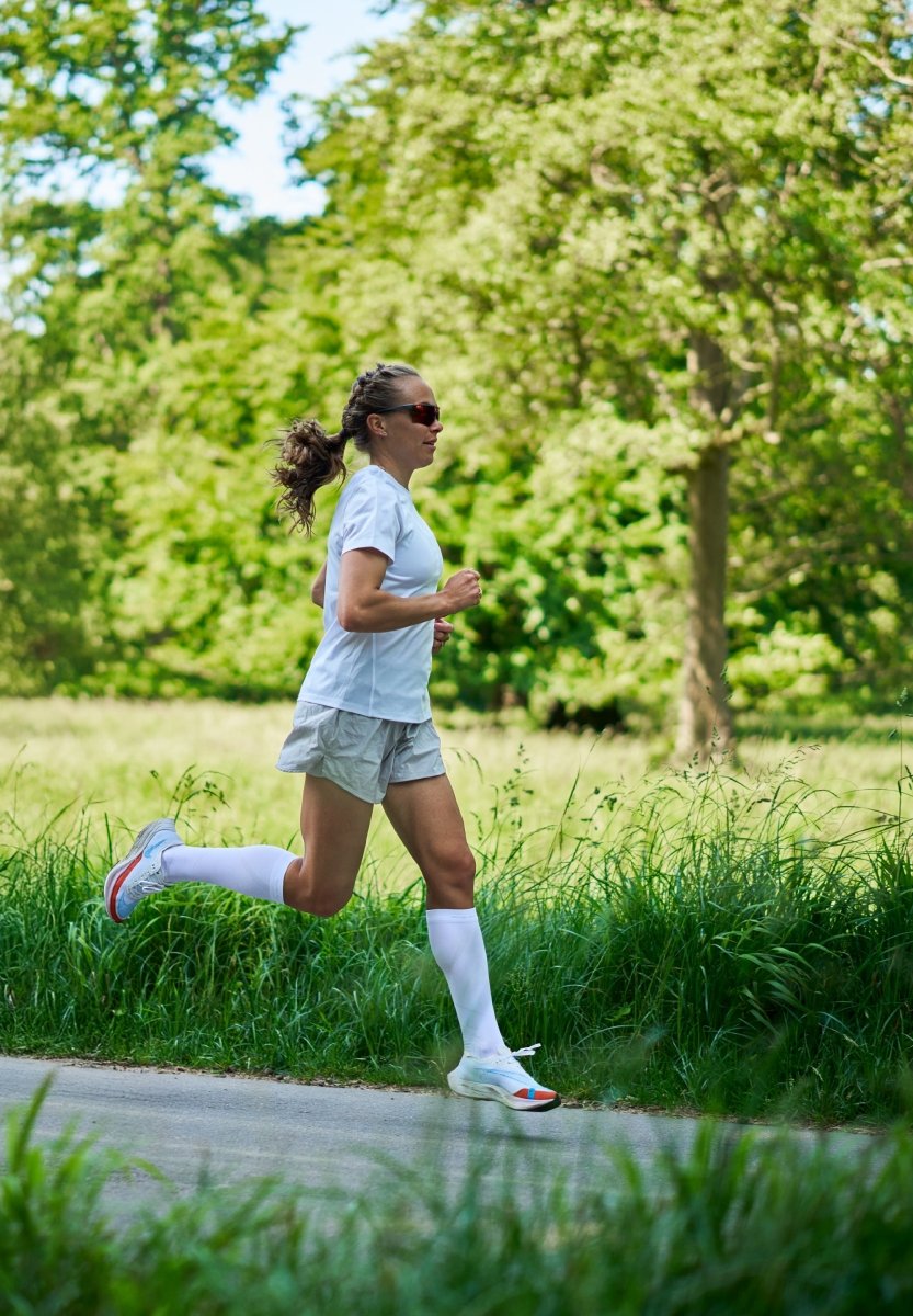 WOMEN'S SUSTAIN PERFORMANCE T - SHIRT - DANISH ENDURANCE